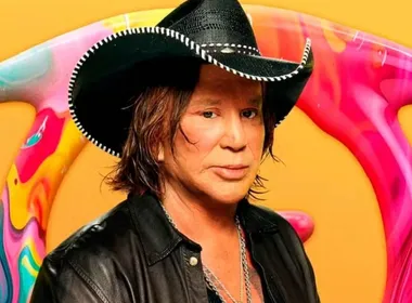 Imagem ilustrativa da imagem Ex-galã dos anos 80, Mickey Rourke faz vaquinha para não ser despejado