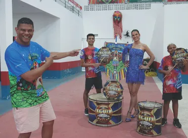 Imagem ilustrativa da imagem Festas no ritmo do samba no fim de semana