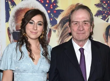 Imagem ilustrativa da imagem Filha de Tommy Lee Jones, Victoria Jones é encontrada morta aos 34 anos