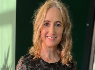 Imagem ilustrativa da imagem Morre Sophie Kinsella, autora de 'Becky Bloom', aos 55 anos