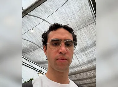 Imagem ilustrativa da imagem Zeca Veloso: 'Estou do lado dessa galera que me chama de nepobaby'