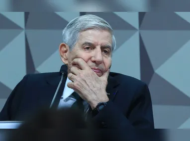 Moraes reabre processo de Ramagem pelo 8/1 após cassação do deputado