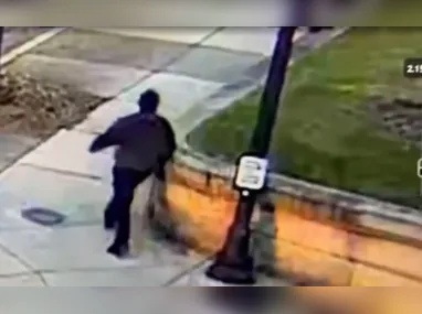 Polícia de Providence, nos EUA, divulgou vídeo do suspeito de abrir fogo em universidade