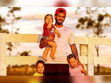 A casa que Isa estava hospedada em Florianópolis pegou fogo enquanto família dormia