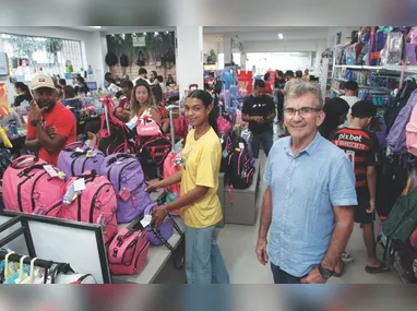 Imagem ilustrativa da imagem As estratégias de lojas, bares e restaurantes para driblar a falta de mão de obra