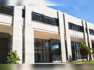 A informação foi compartilhada pelo irmão do político, Renato Bolsonaro, nas redes sociais