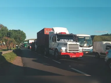 Carros no Terminal de Vila Velha