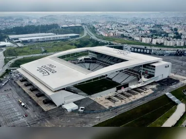 Imagem ilustrativa da imagem Corinthians pede mais 180 dias após prazo para executar dívida de R$ 190 mi no RCE