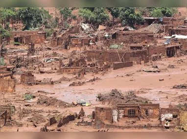 Polícia cumpre mandados de prisões temporárias e de busca e apreensão