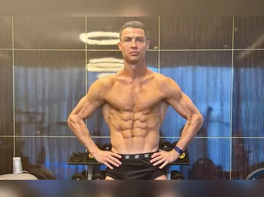 O meia está na 87ª colocação e foi o destaque rubro-negro no ano