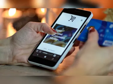 Imagem ilustrativa da imagem Cyber Monday tem descontos em eletrônicos, móveis e até roupas; veja ofertas