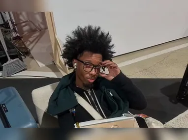 Gracyanne Barbosa publicou um vídeo divulgado sua marca de ovos