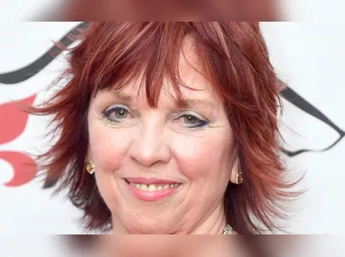 Ufes recebe lançamento de livro especial com as histórias de 50 anos do curso do Comunicação Social