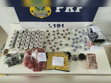 Droga encontrada em veículo fiscalizado pela PRF