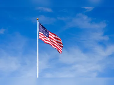 Imagem ilustrativa da imagem Estados Unidos querem analisar redes sociais de turistas dispensados de visto