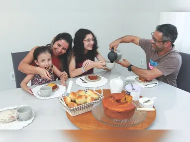 Os premiados Chico Abreu, Matheus Souza e Rodrigo Eduardo Veodato no 18º Prêmio de Jornalismo Cooperativista Capixaba