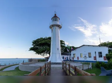 “50 hectares: a medida da reparação”, obra de Gabriela Gaia.