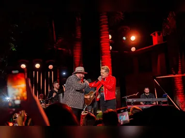 The Hendrix Tribute, marca um tributo ao guitarrista Jimi Hendrix