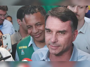 Alexandre de Moraes determinou que o transporte e a segurança de Bolsonaro sejam feitos pela Polícia Federal de forma discreta