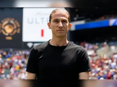 Cruzeiro teve dois gols anulados por impedimento no primeiro tempo