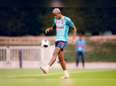 Sampaoli durante treinamento pelo Atlético/MG, que estreia hoje