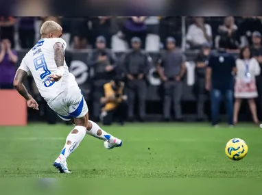 Imagem ilustrativa da imagem Gabigol fala sobre relação com Tite e nega saída do Cruzeiro