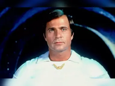 Segundo as autoridades, o rapper estava em posse de cerca de 18 gramas de maconha.