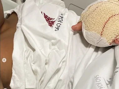 Casco de madeira do Mado 4, navio de carga de 600 anos