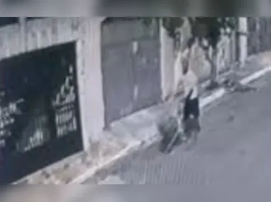 Imagem ilustrativa da imagem Homem abandona corpo de mulher em carrinho de supermercado na zona leste de SP