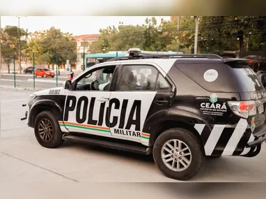 Carro das vítimas foi atingido por mais de 20 tiros