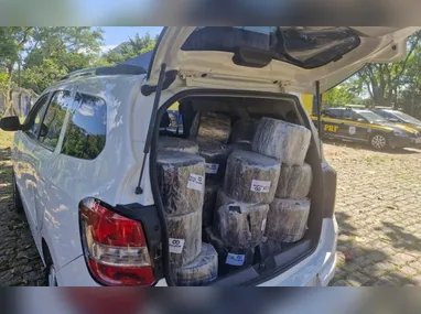 Suspeito já se encontrava em prisão domiciliar, utilizando tornozeleira eletrônica pelo crime de porte ilegal de arma de fogo