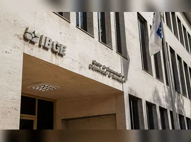 Imagem ilustrativa da imagem IBGE adia para 2026 divulgação de últimos dados do Censo de 2022