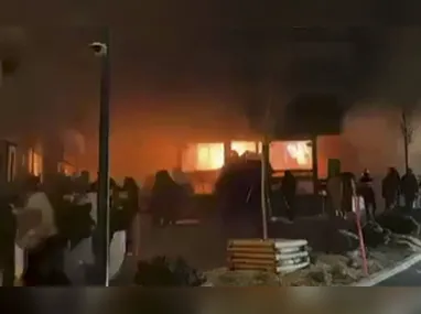 Serviço Geológico dos Estados Unidos informou que o terremoto ocorreu a uma profundidade de 35 quilômetros