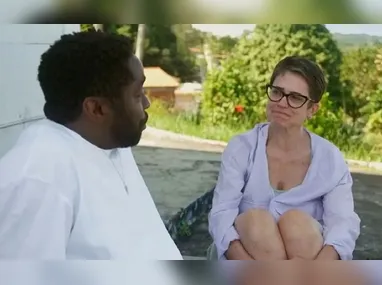 Imagem ilustrativa da imagem Lázaro Ramos: “Vi minha mãe apanhar de patroa”