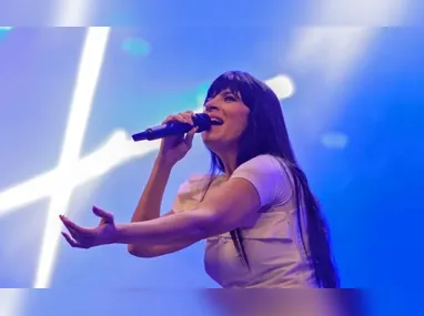 Com crise persistente de soluços, Bolsonaro faz nova cirurgia