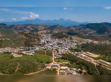 Imagem ilustrativa da imagem Menina de 6 anos morre afogada em piscina durante confraternização no ES