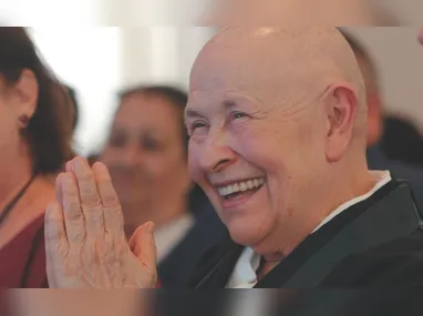 Suraya Roberto Filho, mestranda em  Saúde Coletiva e Josefina José da Silva, doutoranda em Política Social