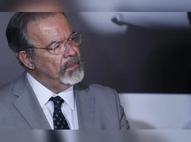 Buscas pelo corpo da mulher, que tinham sido retomadas na manhã desta segunda-feira (19), foram suspensas