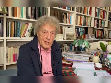 Isabel Veloso precisou ser internada após passar mal