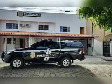 Thiago Sttofel foi autuado em flagrante ao sair da clínica psiquiátrica acusado de matar Gabriel Costa de Castro