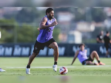 Saúl opera o calcanhar, fará recuperação na Espanha e não tem data para voltar ao Flamengo