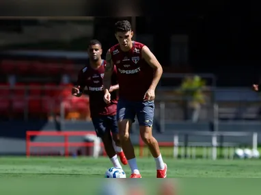 Jogador apresentou incômodo durante exercícios na bicicleta ergométrica e foi levado de ambulância para o hospital
