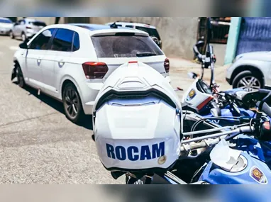 Imagem ilustrativa da imagem Perseguição para recuperar carro roubado termina com dois menores apreendidos