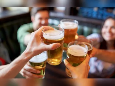 Segundo os bombeiros, quase toda a área nos arredores da comunidade onde as crianças moram já foi avaliada