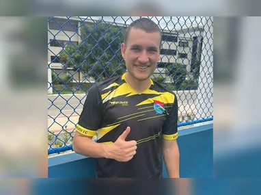 Santos tenta redução salarial e quer propor renovação até a Copa a Neymar