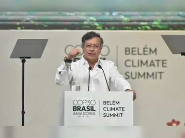 Imagem ilustrativa da imagem Presidente colombiano ataca ausência dos EUA e chama Trump de inimigo da humanidade