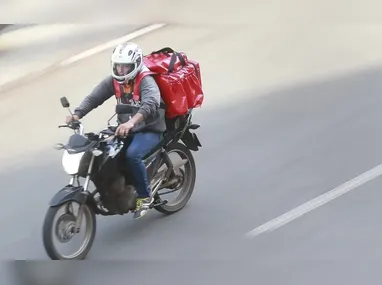 Imagem ilustrativa da imagem Projeto aprovado no Rio impede que clientes exijam entrega na porta do apartamento