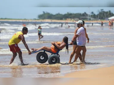 Quiosque Repique Samba Lounge, localizado na orla de Camburi, foi autuado pela prefeitura por poluição sonora