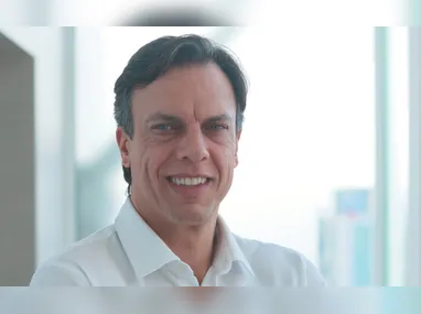 Lucas Rezende, diretor da LR Comunicação. Especialista em gestão de reputação e gestão de crises, já passou por TV Globo e pelo jornal Folha de S.Paulo.