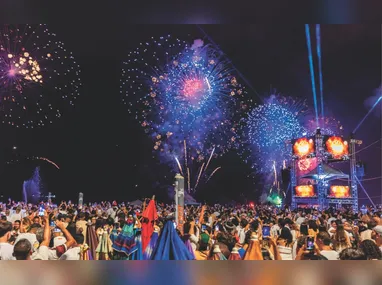 Praia do morro vai receber um
dos palcos para os shows